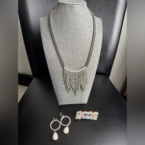 Simply Vera Vera Wang Fringe Necklace Set